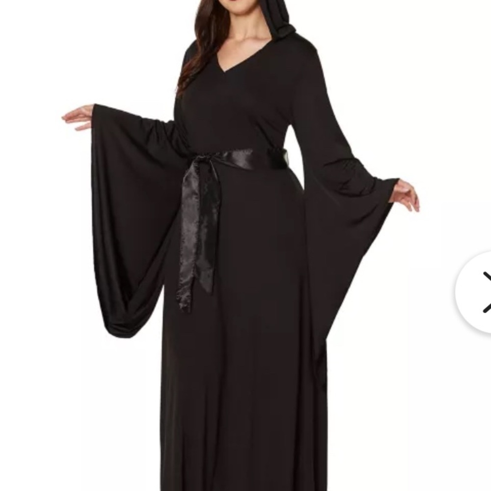 Spirit Black Hooded Robe Costume Size Small/Medium